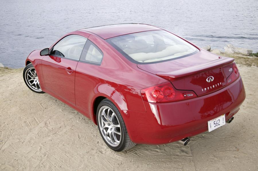  Infiniti G35 Coupe 2006 года  (фото 14 из 26)